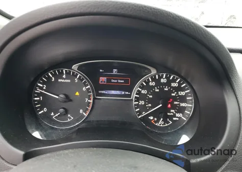 2017 Nissan Altima 2.5 z USA, uszkodzony, nr VIN 1N4AL3AP4HC289053